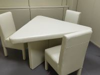 軟包談話(huà)桌廠(chǎng)家環(huán)境展示